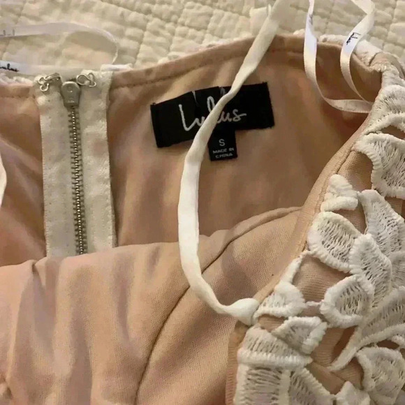 Lulus - Picture 4 of 5